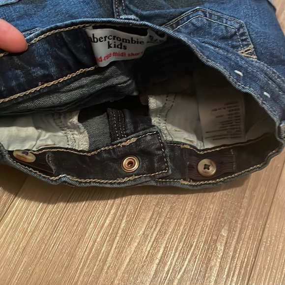 Abercrombie Kids shorts 5/6 - Picture 4 of 5